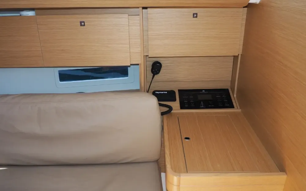 slider 10 Dufour  310Grand Large