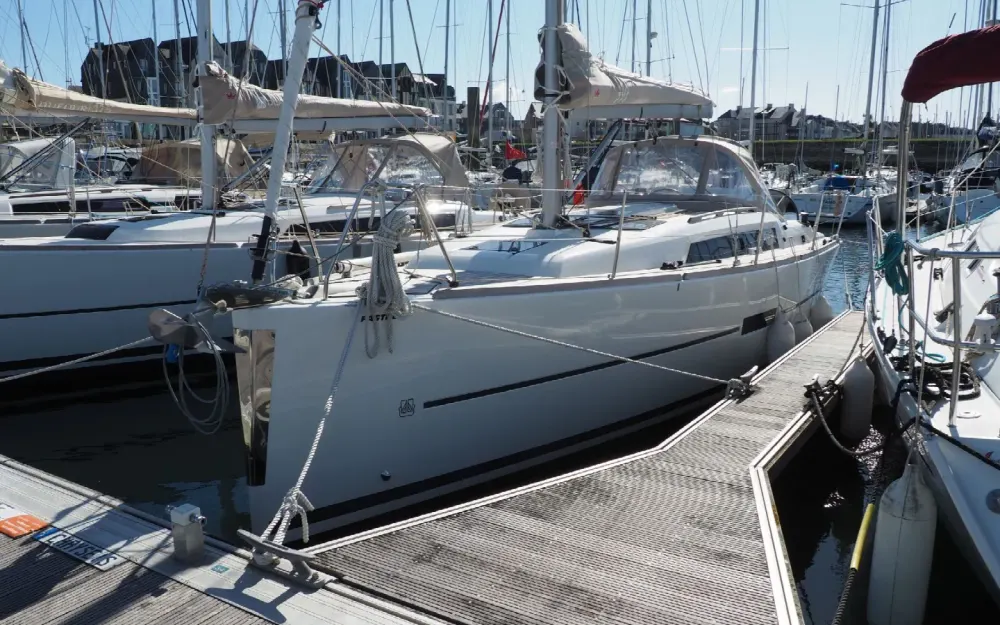 slider 1 Dufour  310Grand Large