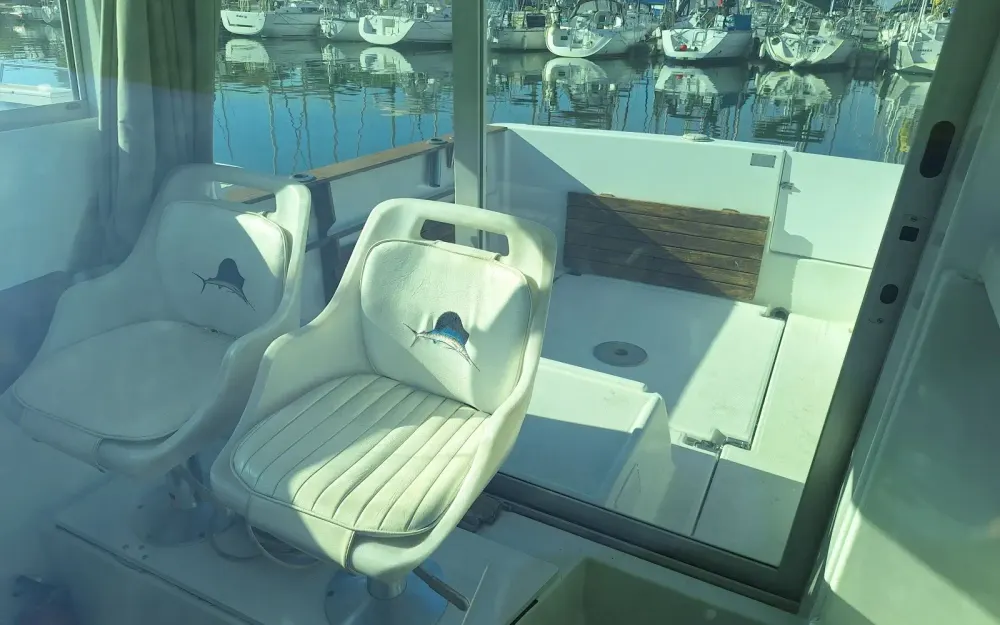 slider 7 Jeanneau Merry Fisher 650