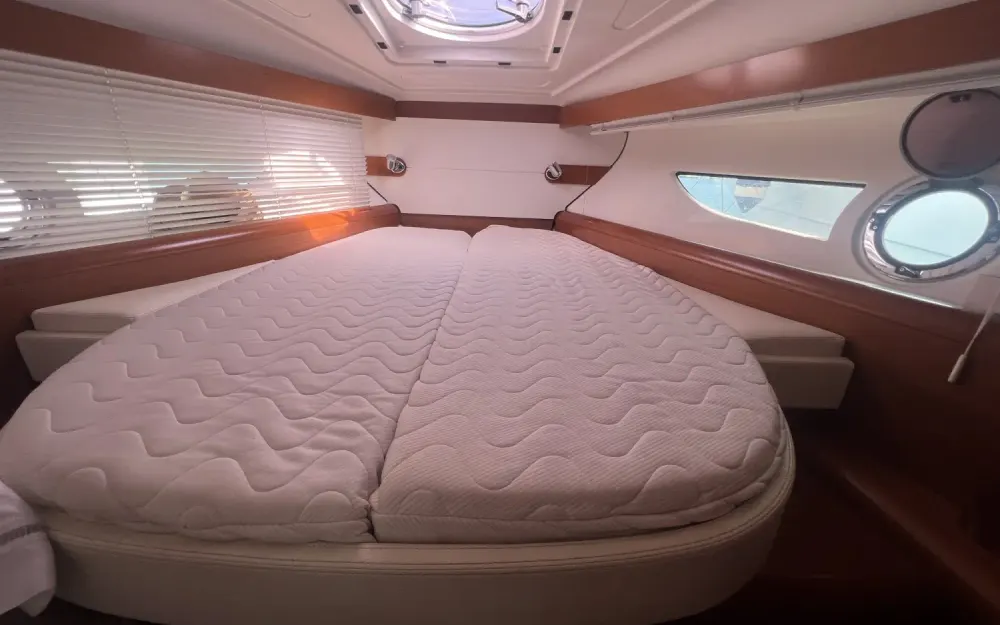 slider 5 Beneteau Gran Turismo 38 - null
