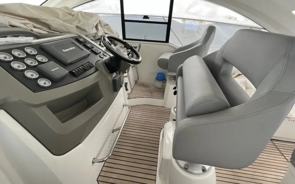 slider 7 Beneteau Gran Turismo 38 - null