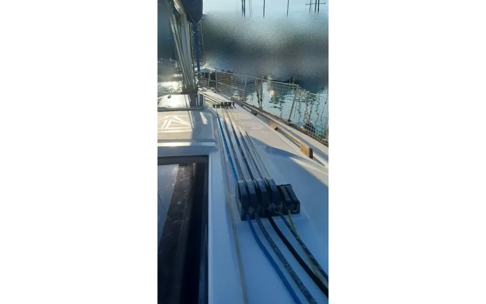 slider 5 Dufour  40Performance