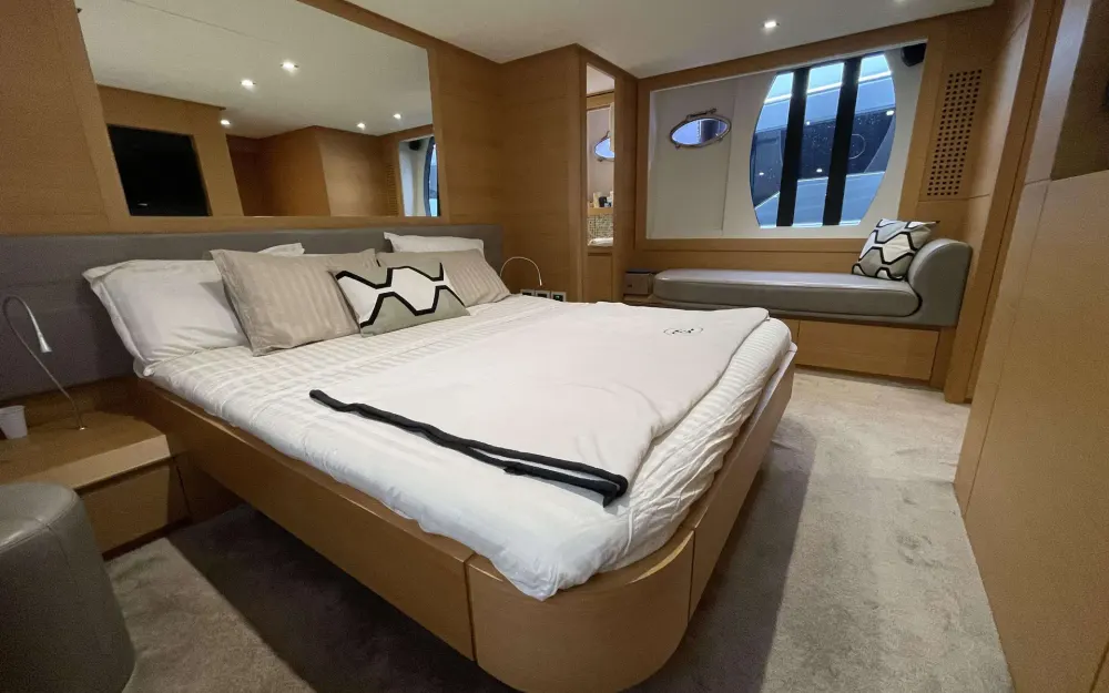 slider 16 Pershing  64