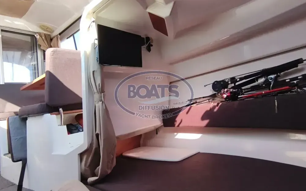 slider 7 Jeanneau Merry Fisher 755