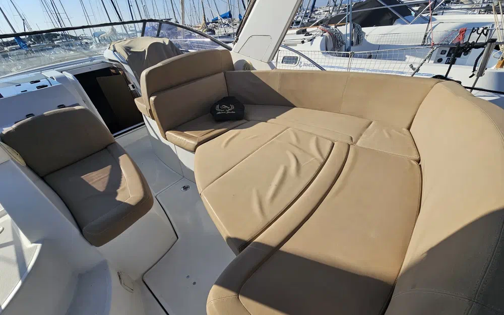 slider 27 Jeanneau Leader 8