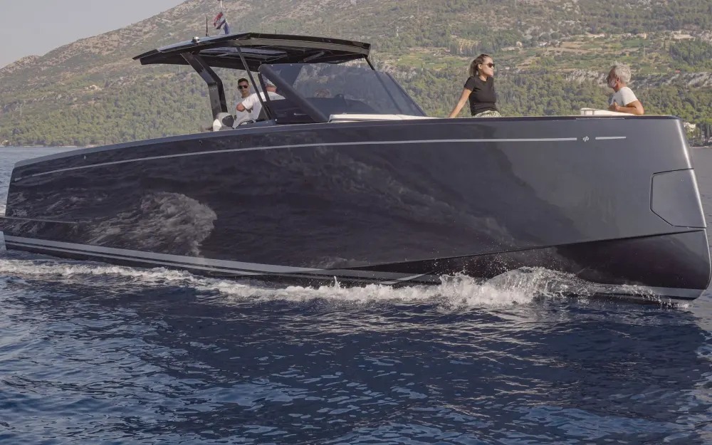 slider 0 Pardo Yachts Pardo 43