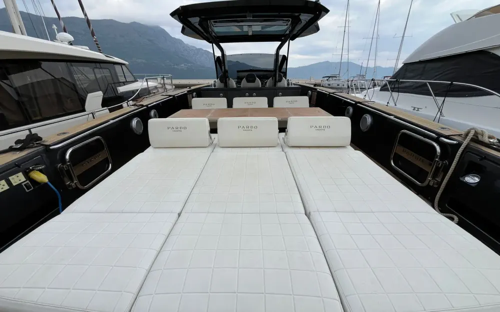 slider 10 Pardo Yachts Pardo 43