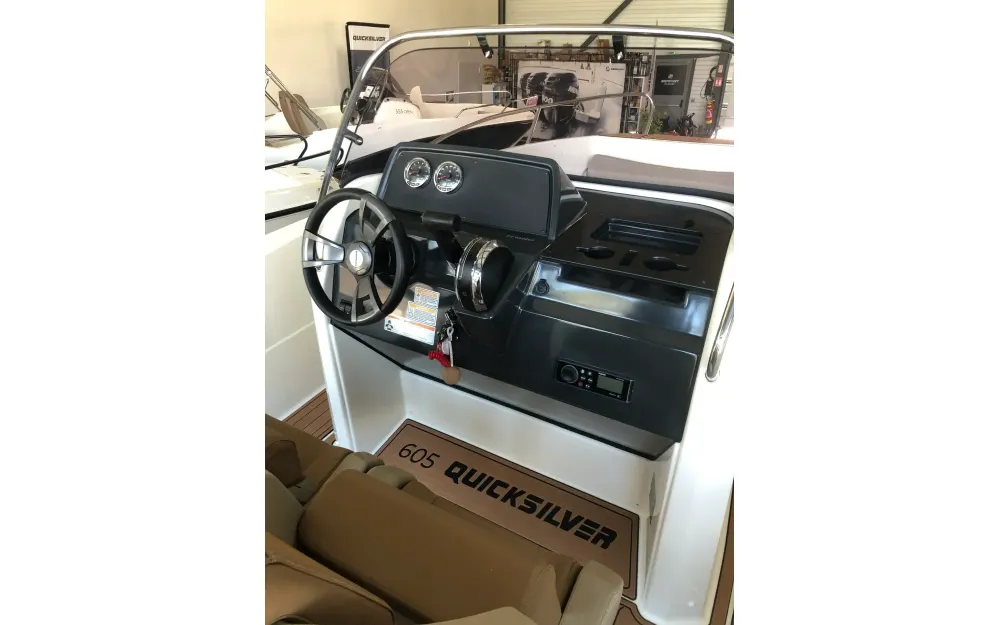 slider 2 Quicksilver Activ 605 Open