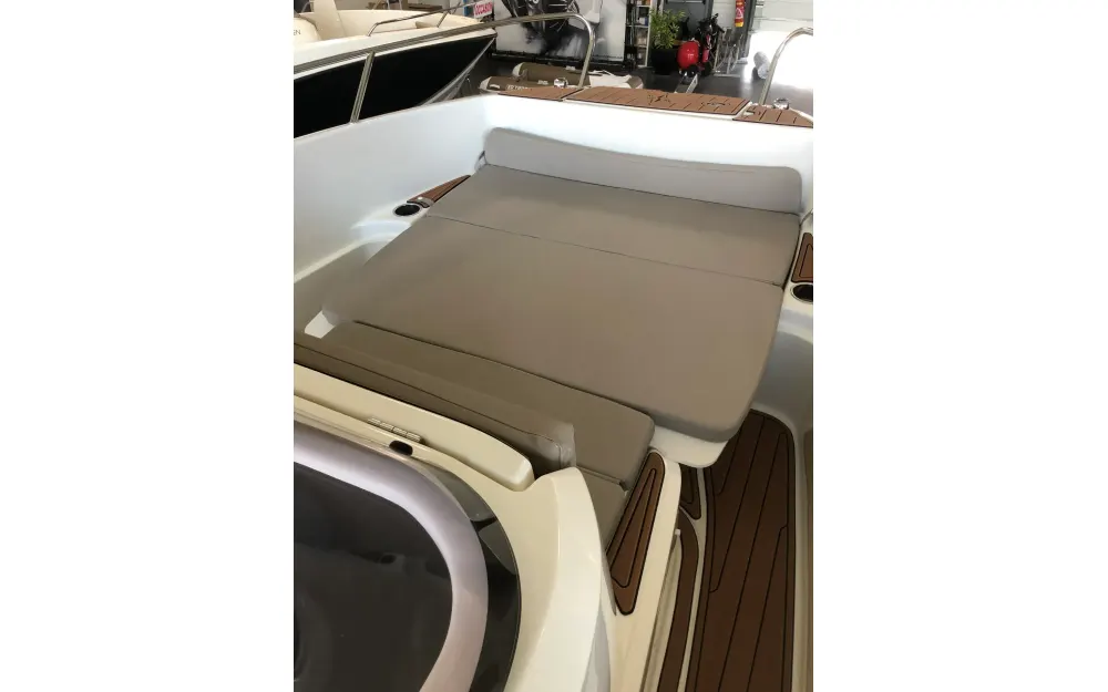 slider 3 Quicksilver Activ 605 Open