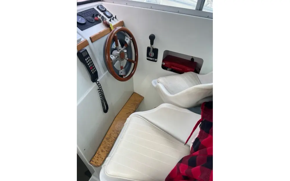 slider 12 Jeanneau Merry Fisher 650