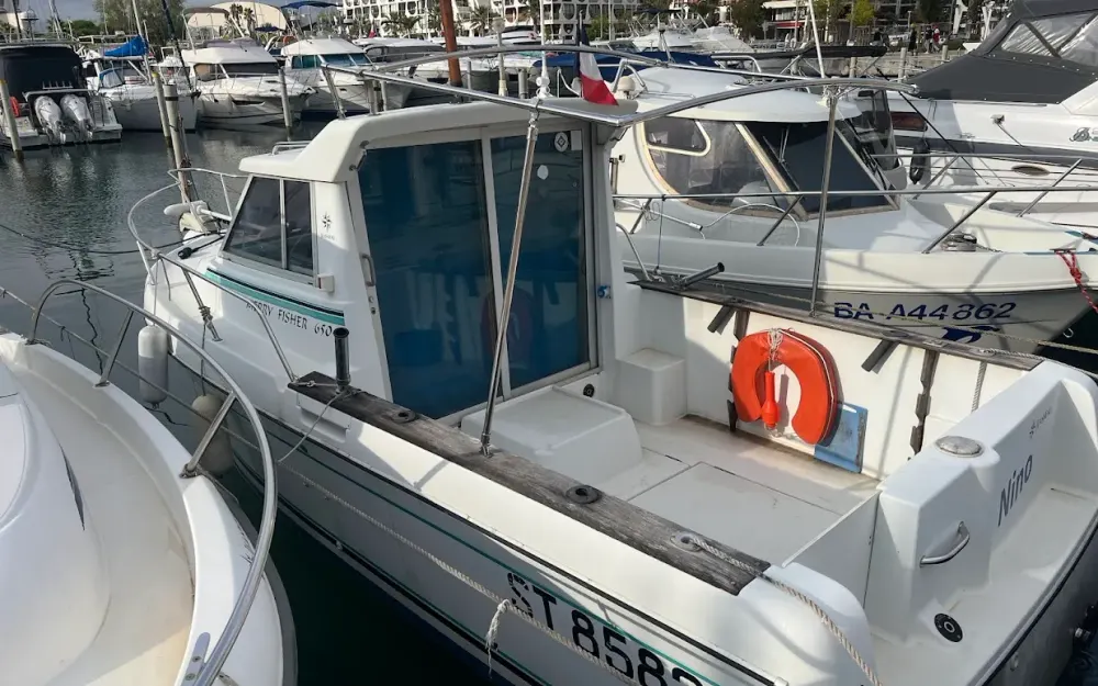 slider 1 Jeanneau Merry Fisher 650