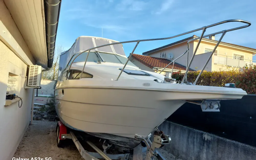 slider 18 Bayliner  2655 Cierra