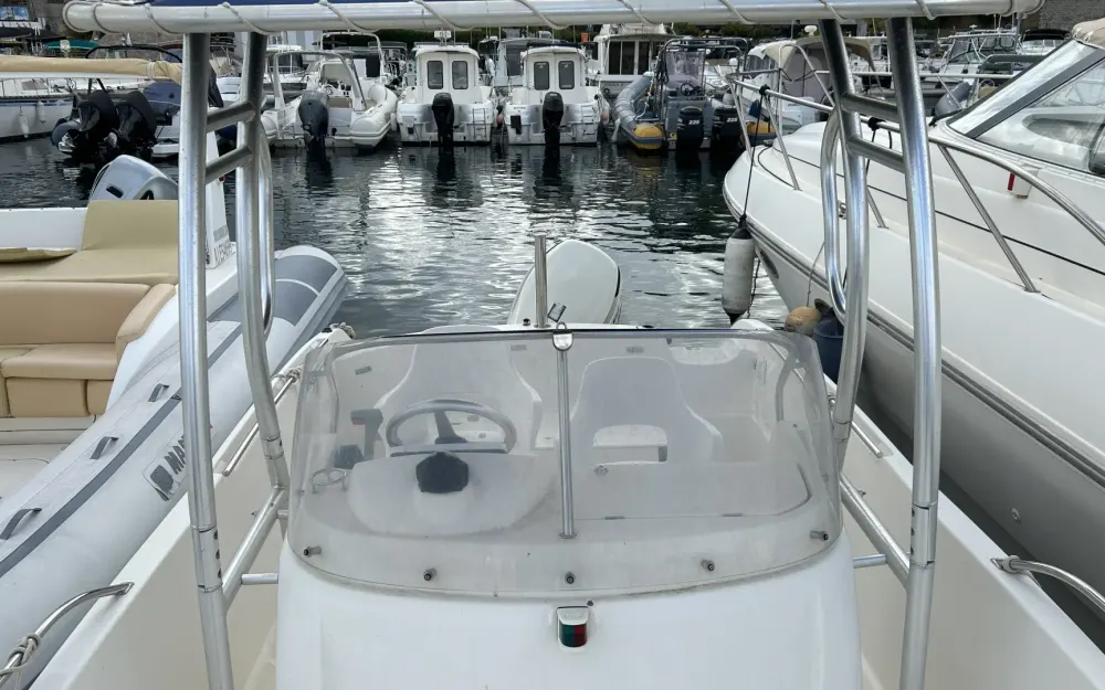 slider 7 Jeanneau Cap Camarat