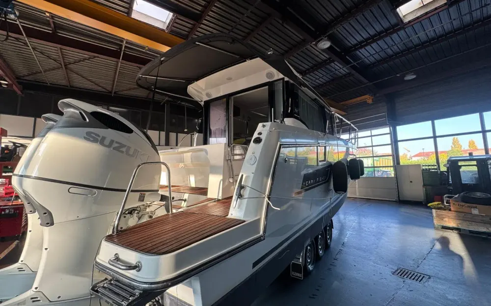 slider 0 Jeanneau Merry Fisher 1095