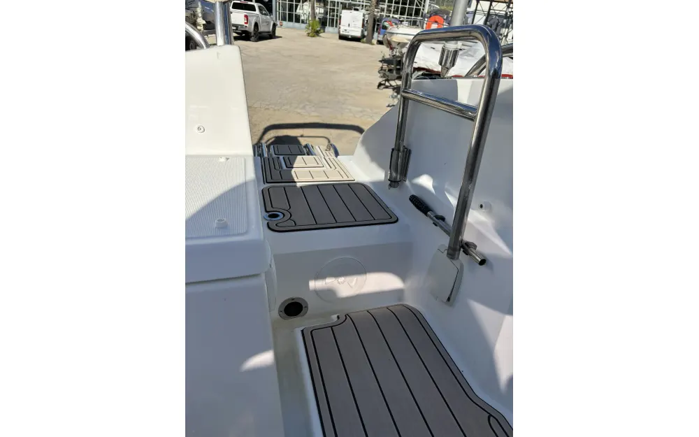 slider 16 Beneteau Flyer 6.6 SUNdeck
