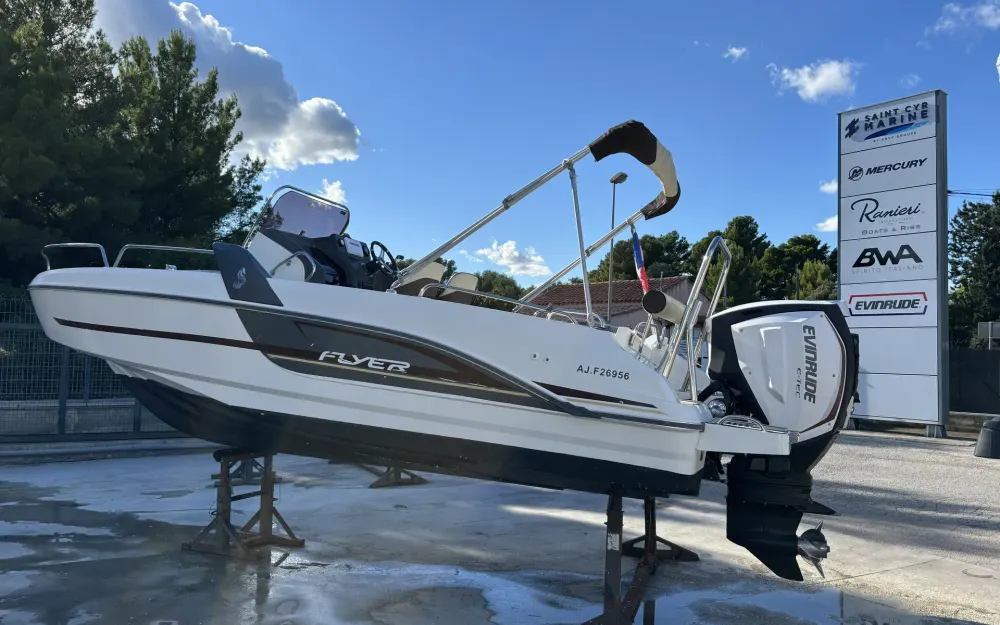 slider 4 Beneteau Flyer 6.6 SUNdeck