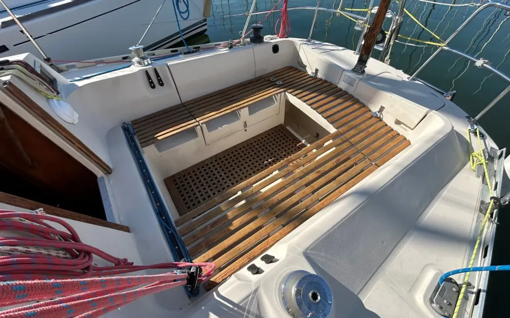 slider 1 Beneteau First 32