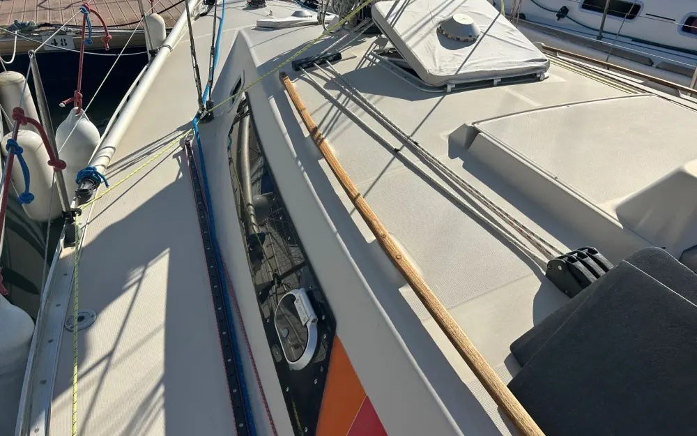 slider 8 Beneteau First 32