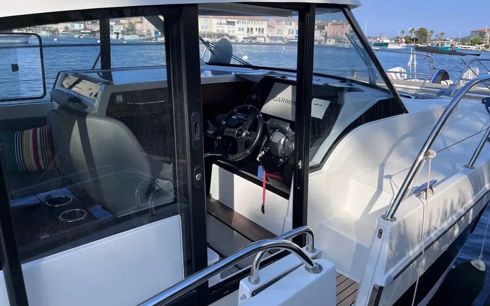 slider 19 Beneteau Antares 11 OB