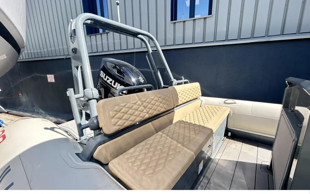 slider 4 Highfield Sport Range 700
