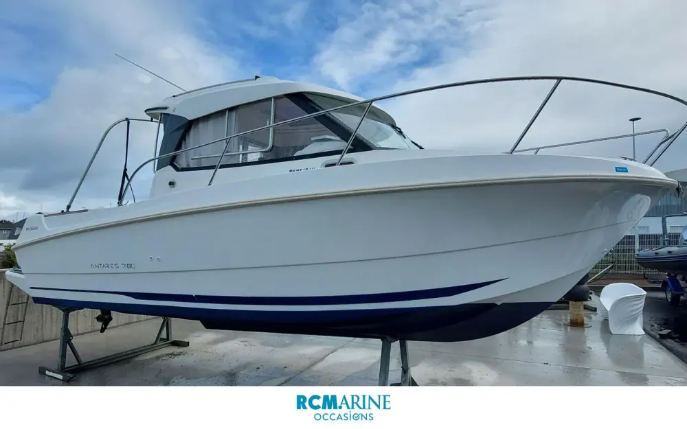 slider 0 Beneteau Antares 7.80