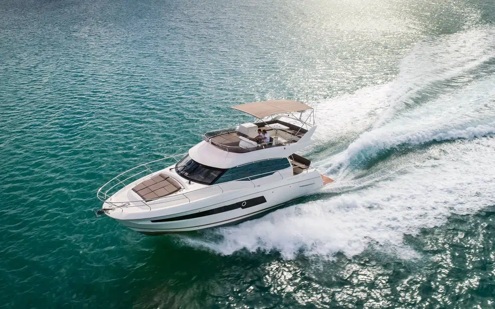 slider 18 Prestige Yachts 460 Fly
