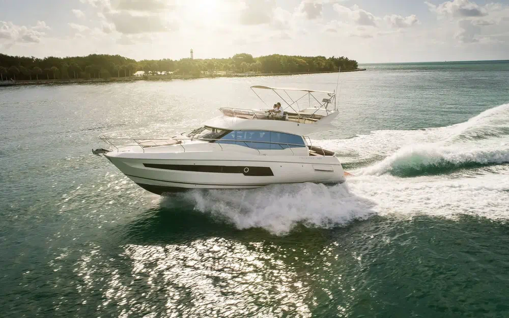 slider 2 Prestige Yachts 460 Fly