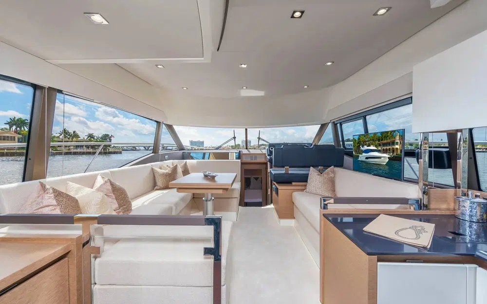 slider 7 Prestige Yachts 460 Fly