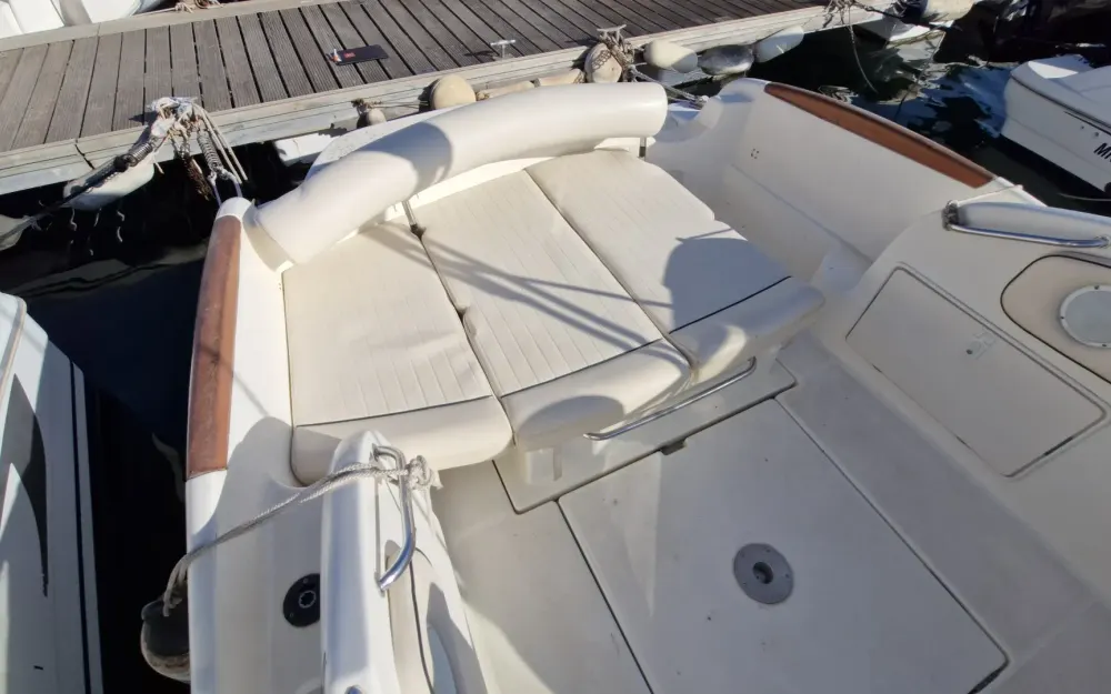 slider 4 Jeanneau Leader 705