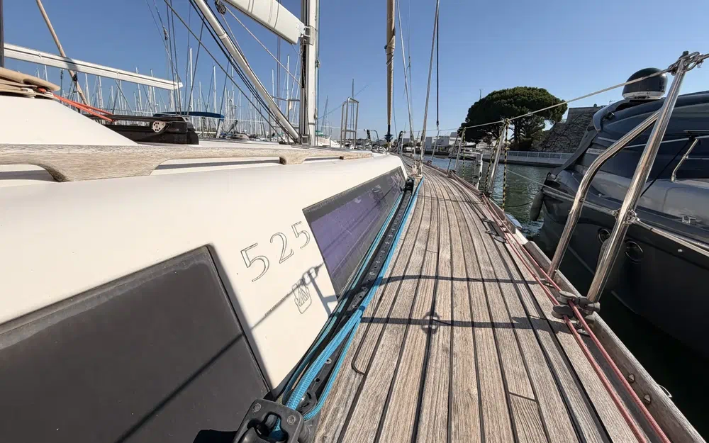 slider 13 Dufour 525