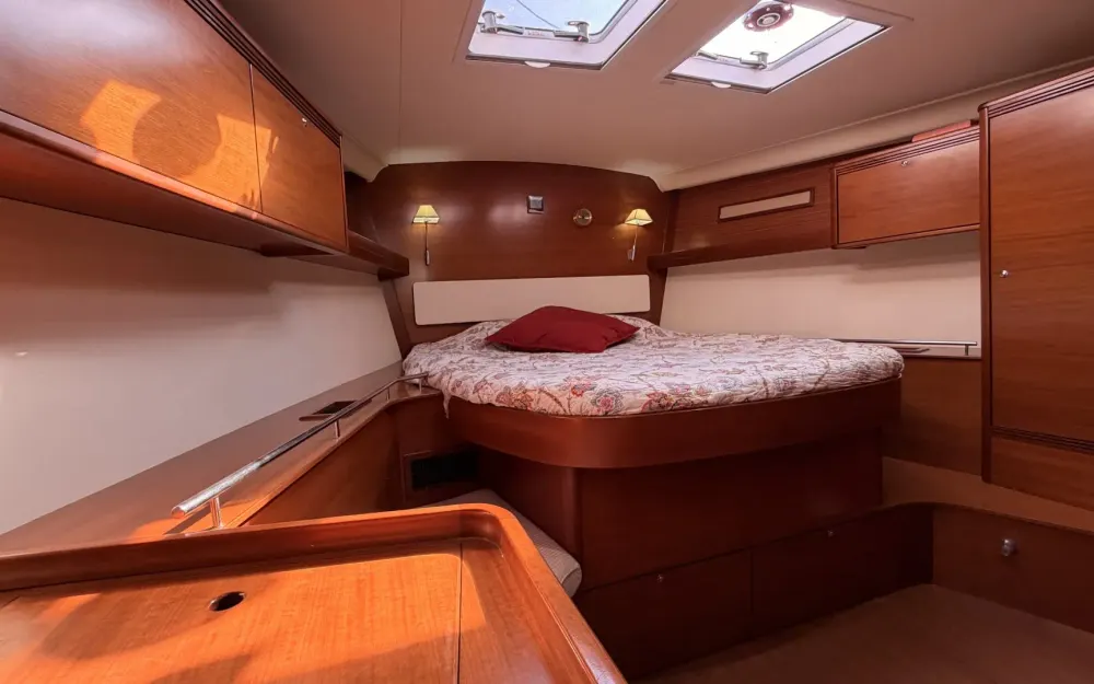 slider 2 Dufour  525Grand Large