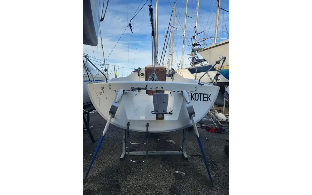 slider 8 Beneteau First 21.7