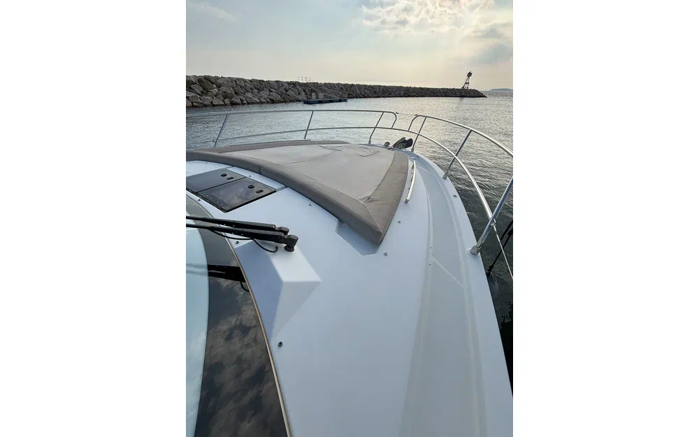 slider 21 Jeanneau Leader 40