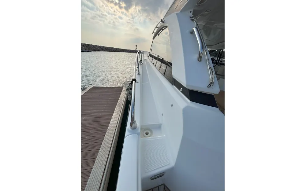 slider 29 Jeanneau Leader 40 Sportop
