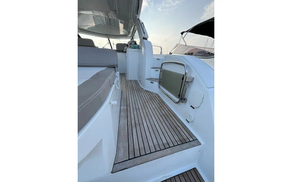 slider 40 Jeanneau Leader 40