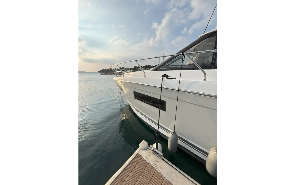 slider 55 Jeanneau Leader 40 Sportop