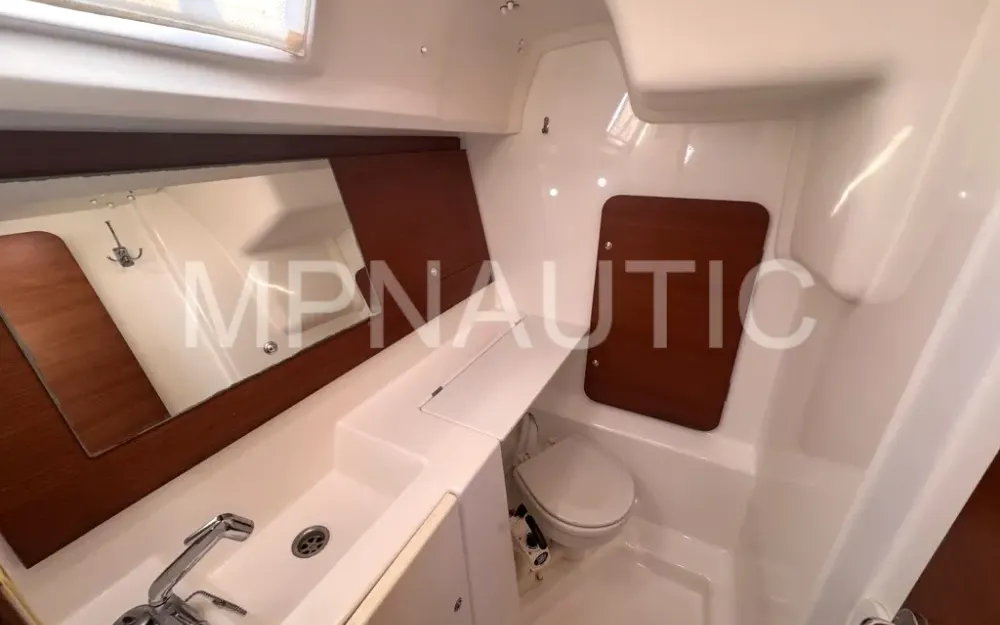 slider 15 Dufour 335 Grand Large