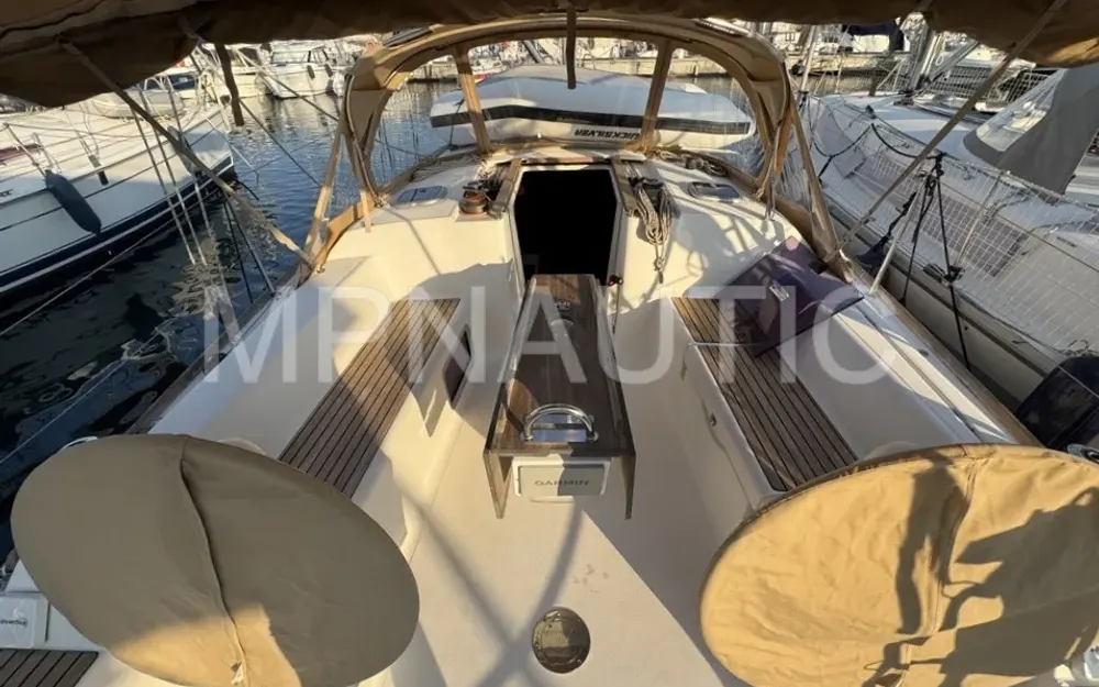 slider 2 Dufour 335 Grand Large