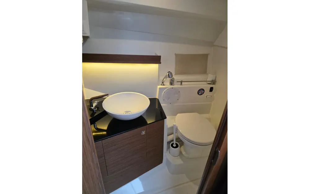 slider 7 Jeanneau Cap Camarat 9.0 WA