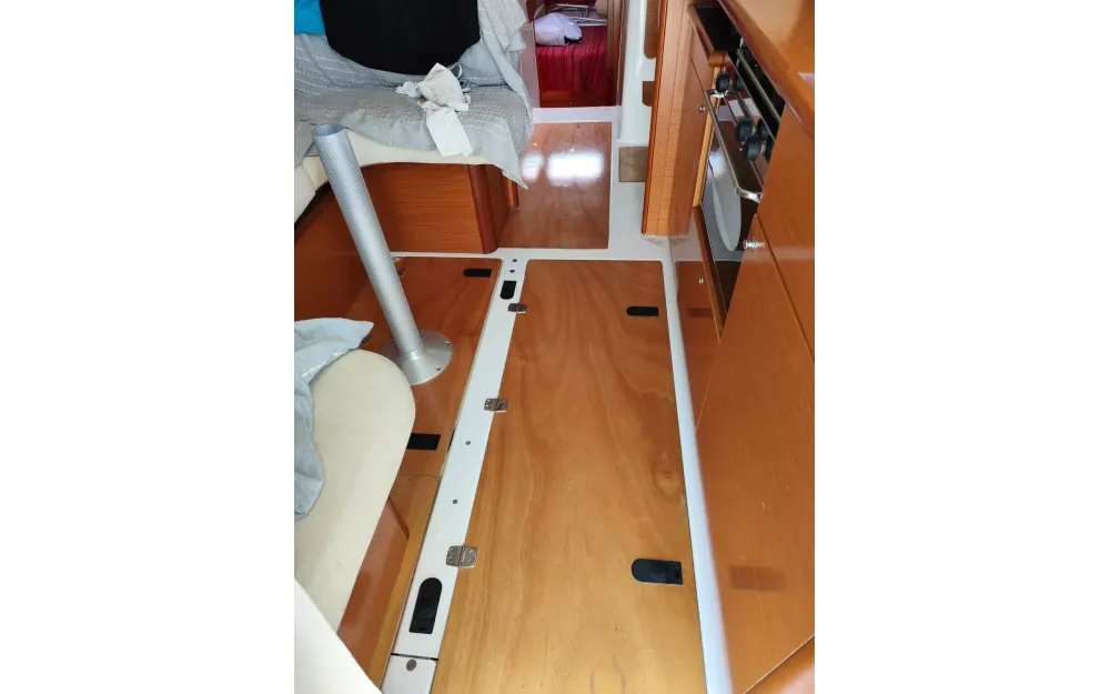 slider 7 Beneteau Antares 10.80