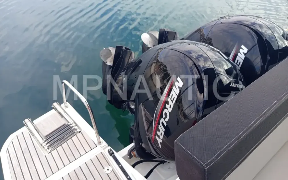 slider 13 Jeanneau Merry Fisher 895