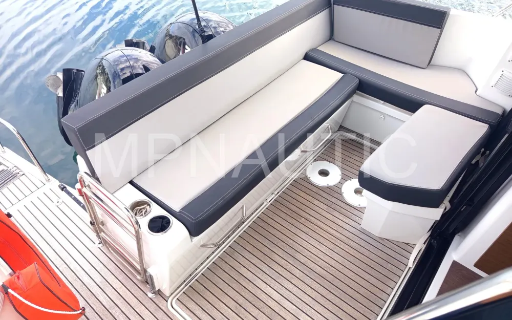slider 3 Jeanneau Merry Fisher 895
