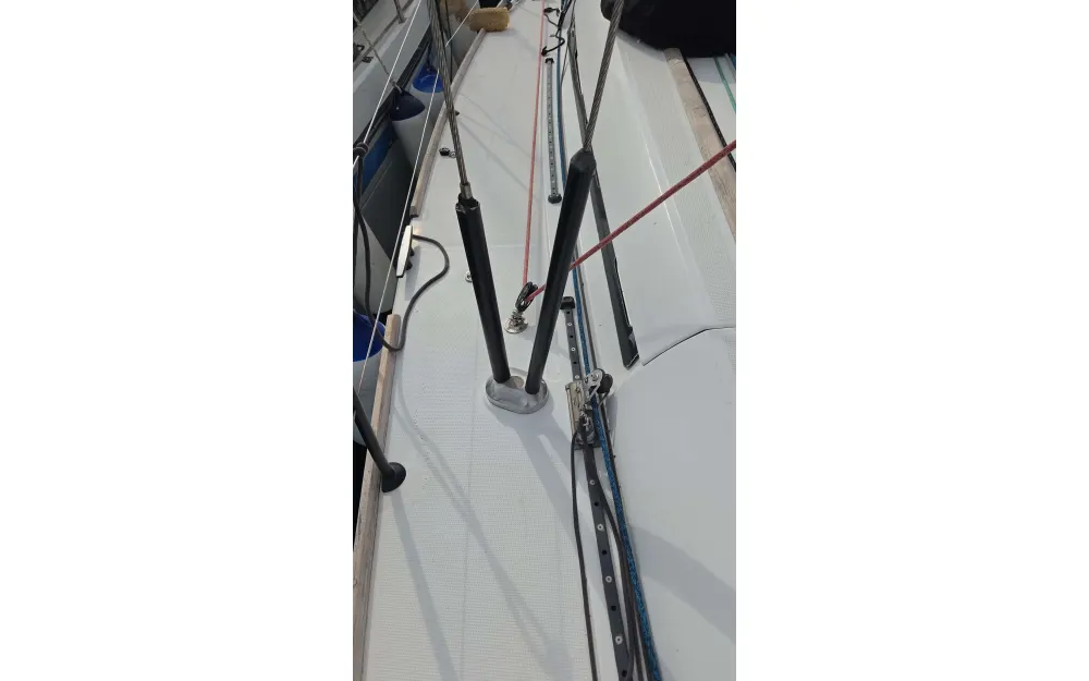 slider 12 Beneteau First 40