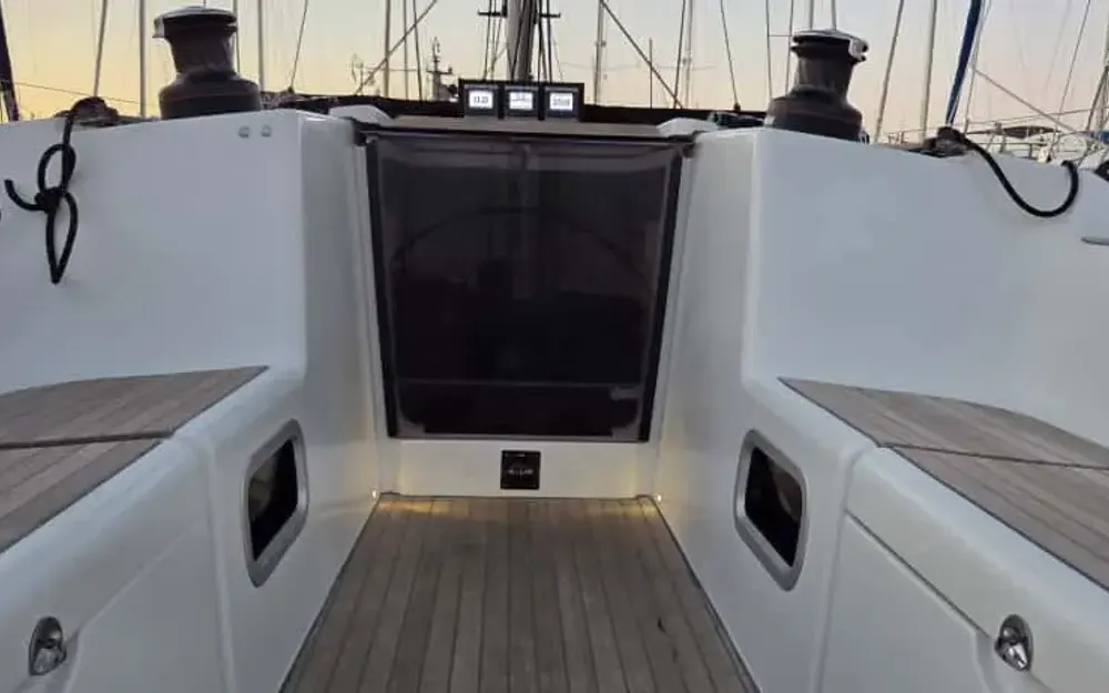 slider 6 Beneteau First 40
