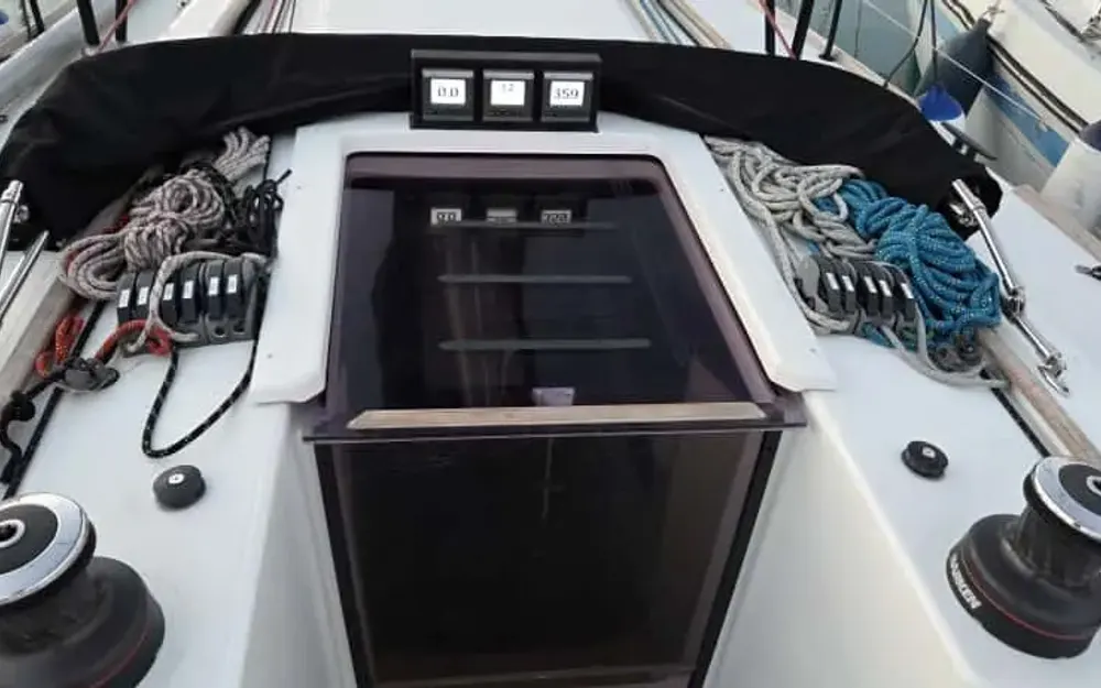 slider 7 Beneteau First 40