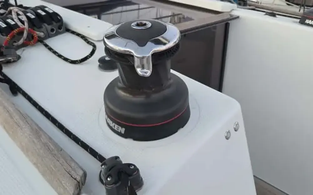 slider 8 Beneteau First 40