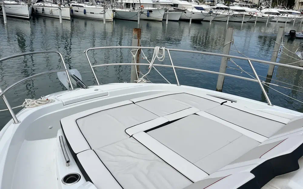 slider 5 Jeanneau Cap Camarat 10.5 WA