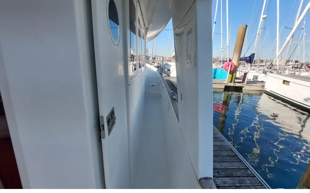 slider 16 Beneteau Swift Trawler 42