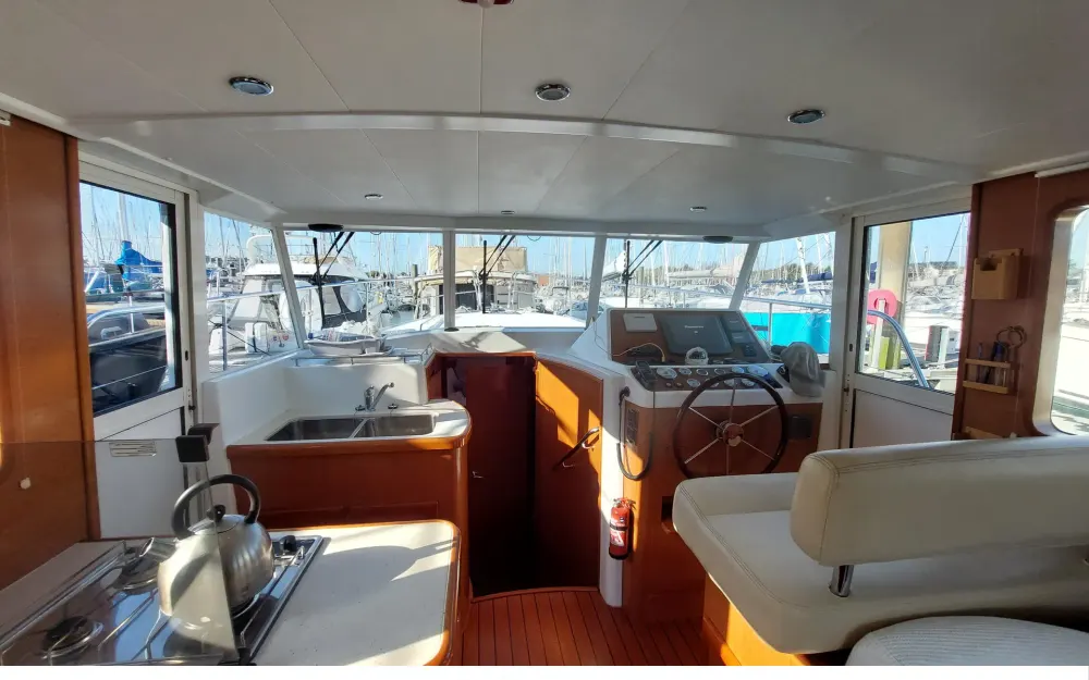 slider 24 Beneteau Swift Trawler 42