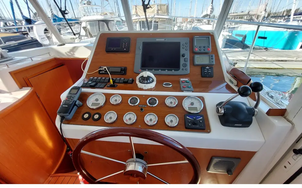 slider 25 Beneteau Swift Trawler 42
